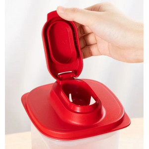 Контейнер «Универсал» (2л) с ситом красная крышка